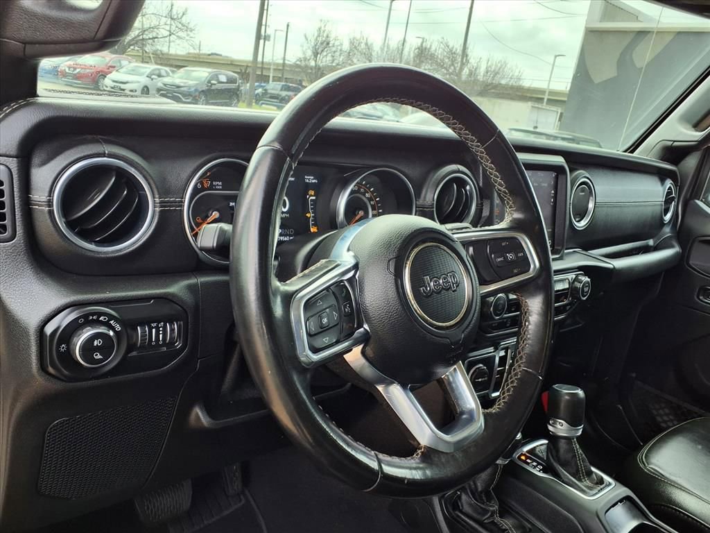 Used 2021 Jeep Gladiator Overland image 11