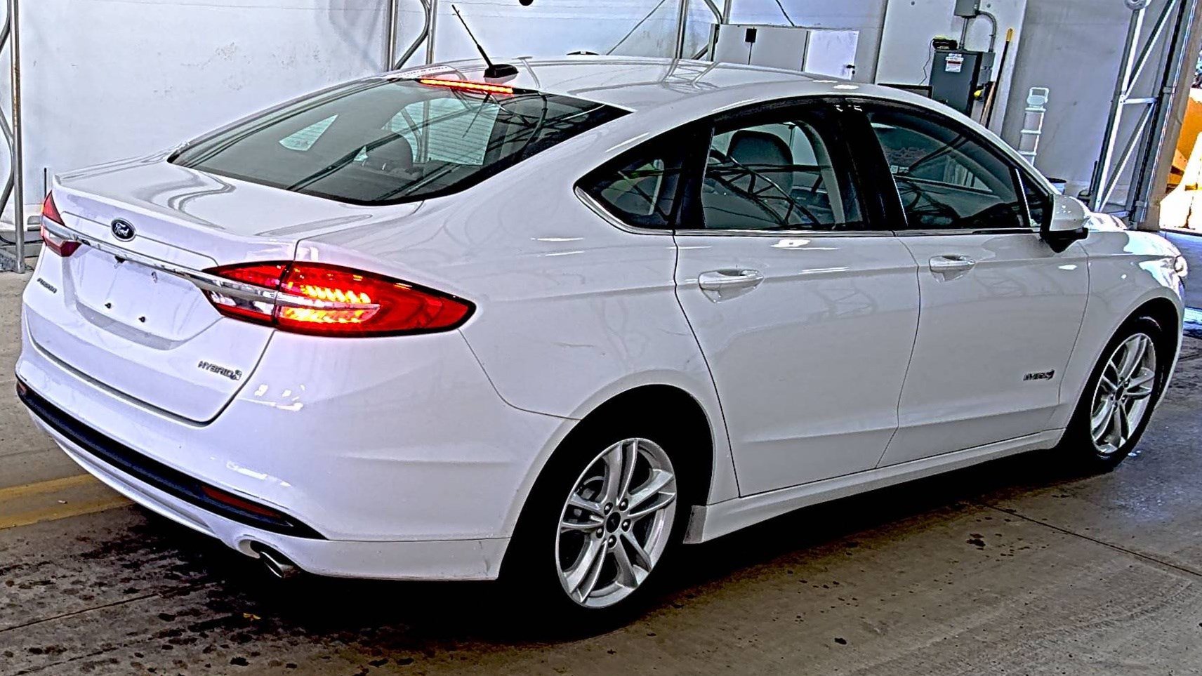 Used 2018 Ford Fusion S FWD image 4