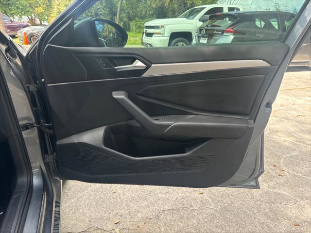 Used 2019 Volkswagen Jetta S w/ Driver Assistance Package FWD image 21