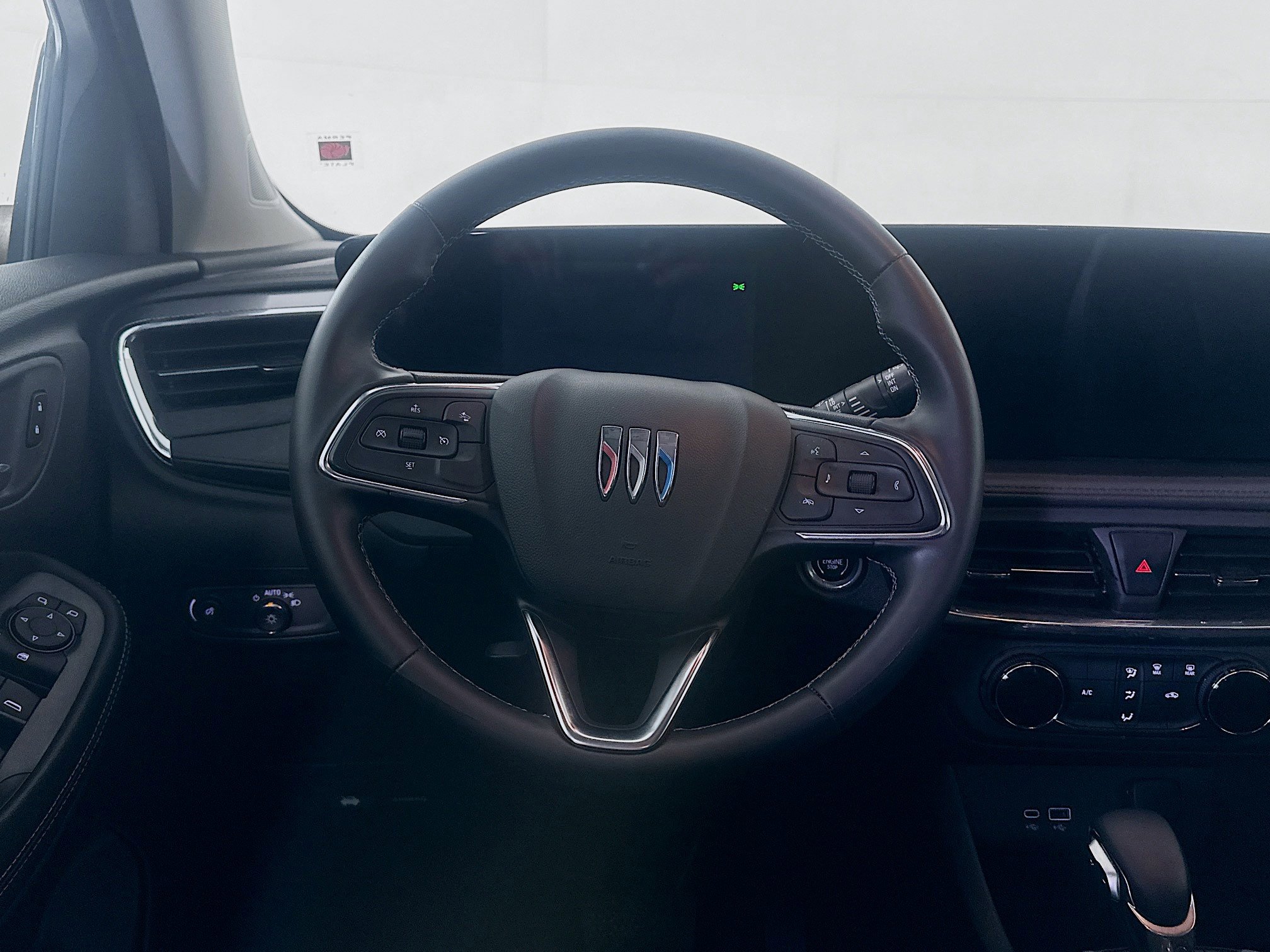 Used 2025 Buick Encore GX Preferred image 18