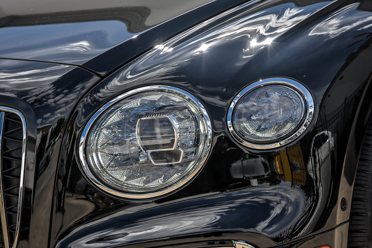 New 2026 Bentley Flying Spur Plug-In Hybrid AWD/4WD image 7