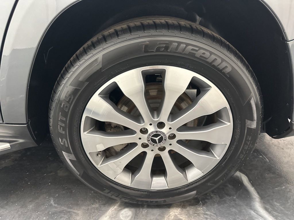 Used 2019 Mercedes-Benz GLS 450 4MATIC image 34