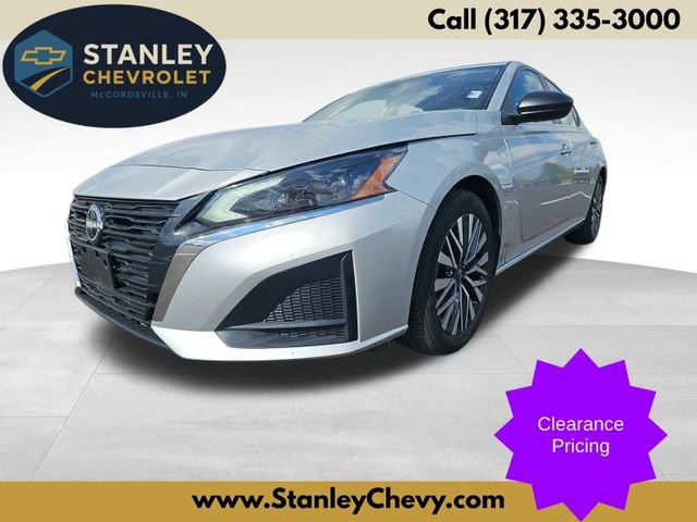 Used 2024 Nissan Altima 2.5 SV