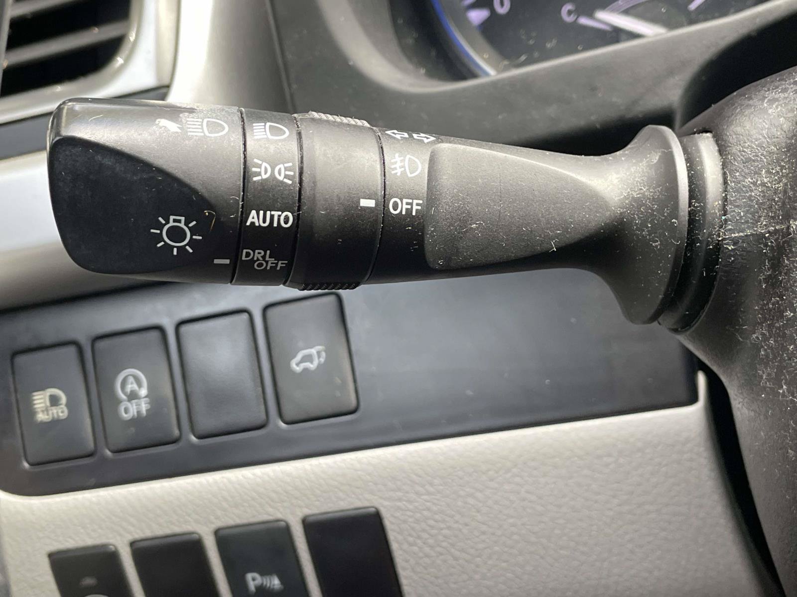 Used 2017 Toyota Highlander Limited FWD image 27