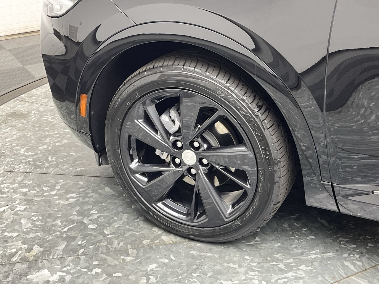 Certified 2021 Buick Envision Essence w/ Sport Touring Package AWD/4WD image 34