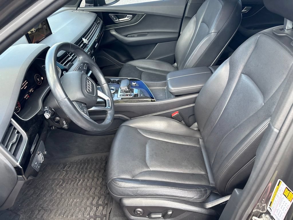 Used 2018 Audi Q7 3.0T Premium Plus w/ Premium Plus Package AWD/4WD image 18