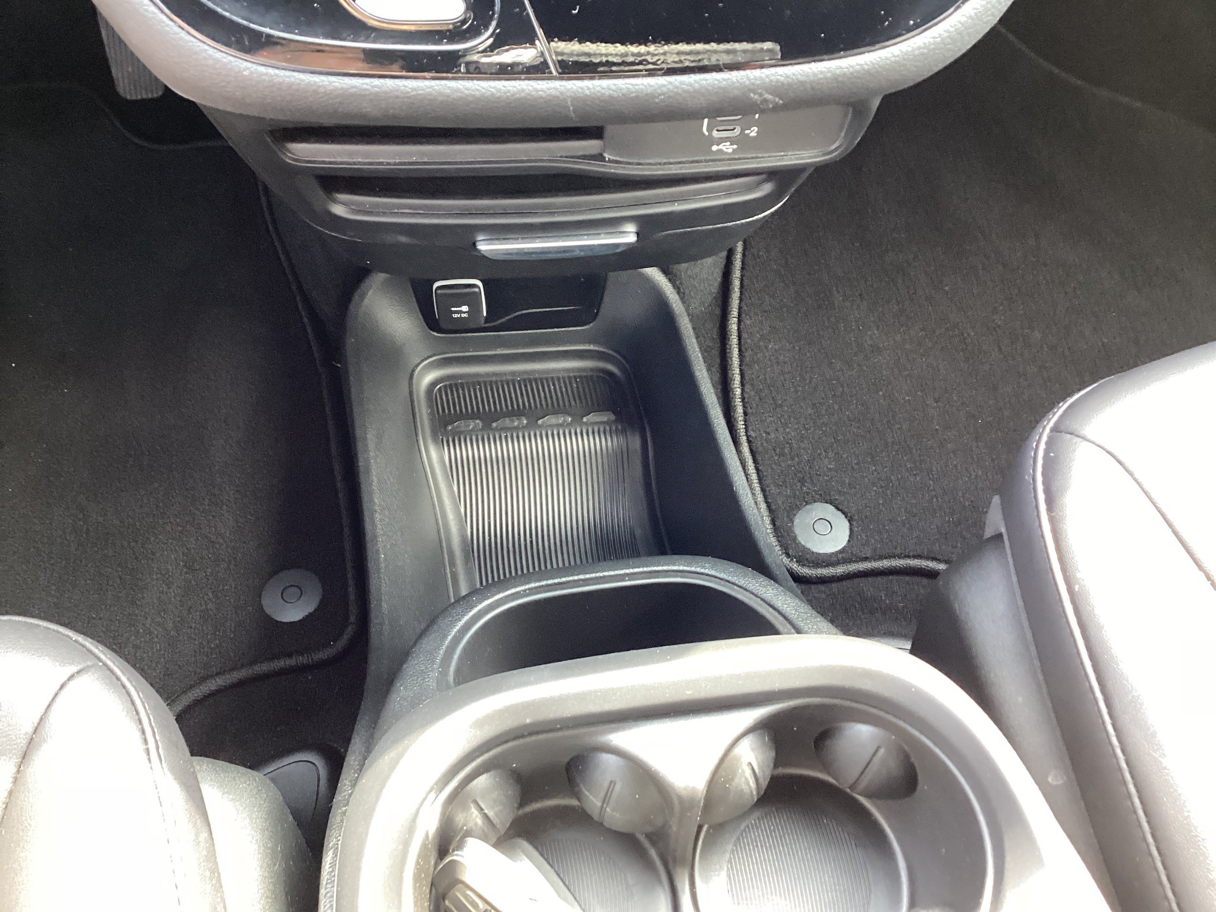 Used 2026 Chrysler Pacifica Select FWD image 21