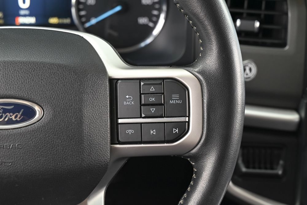 Used 2024 Ford Expedition Max XLT RWD image 8