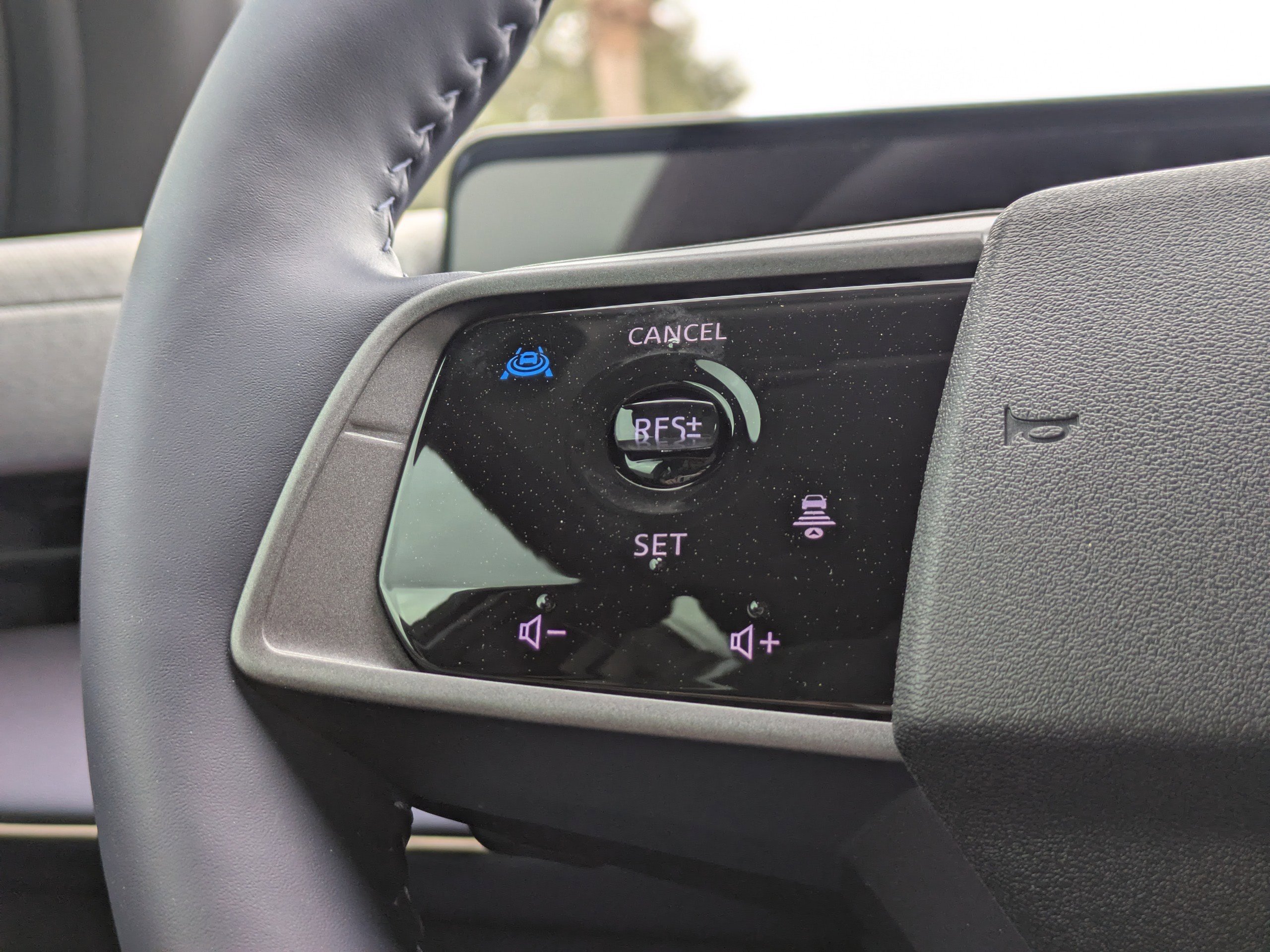 New 2026 Nissan Leaf Platinum+ w/ Cargo Package (Platinum+) image 30