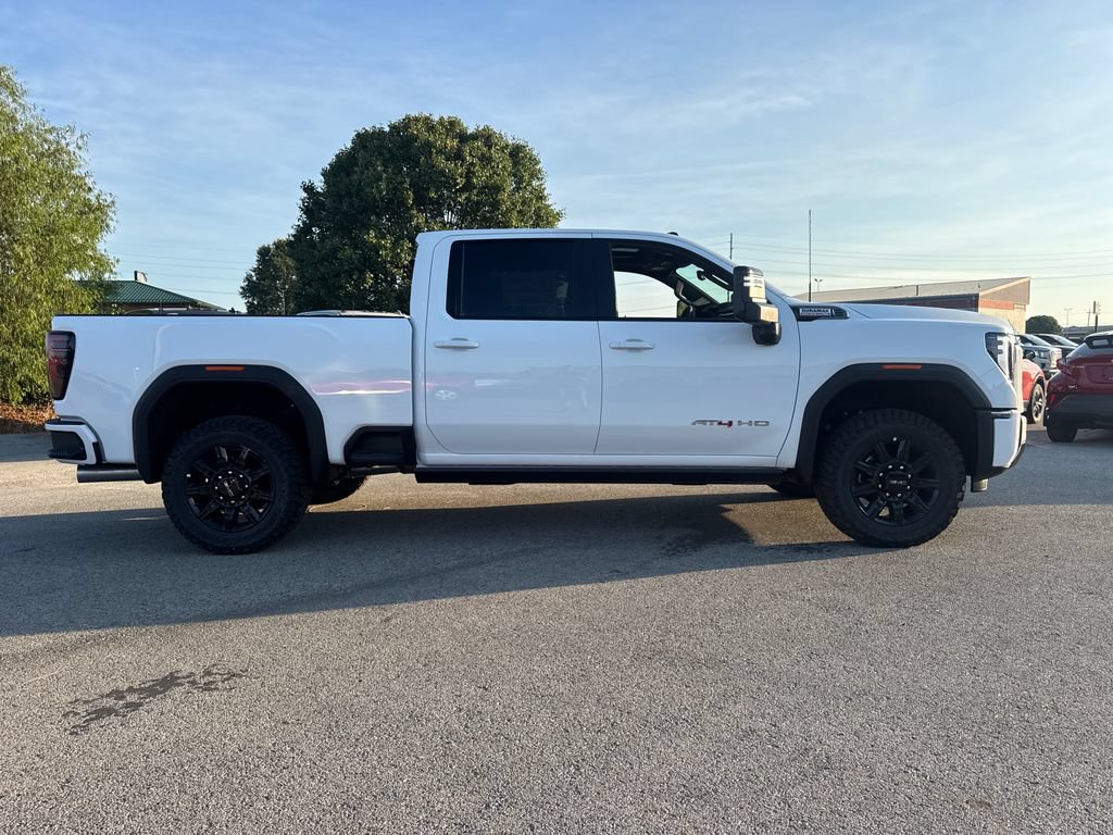 New 2026 GMC Sierra 2500 AT4 w/ AT4 Premium Plus Package AWD/4WD image 7