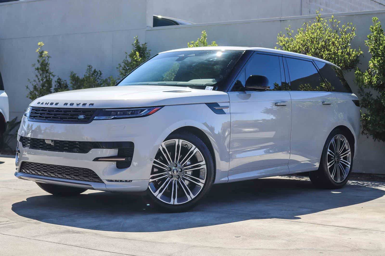 Used 2025 Land Rover Range Rover Sport Dynamic SE