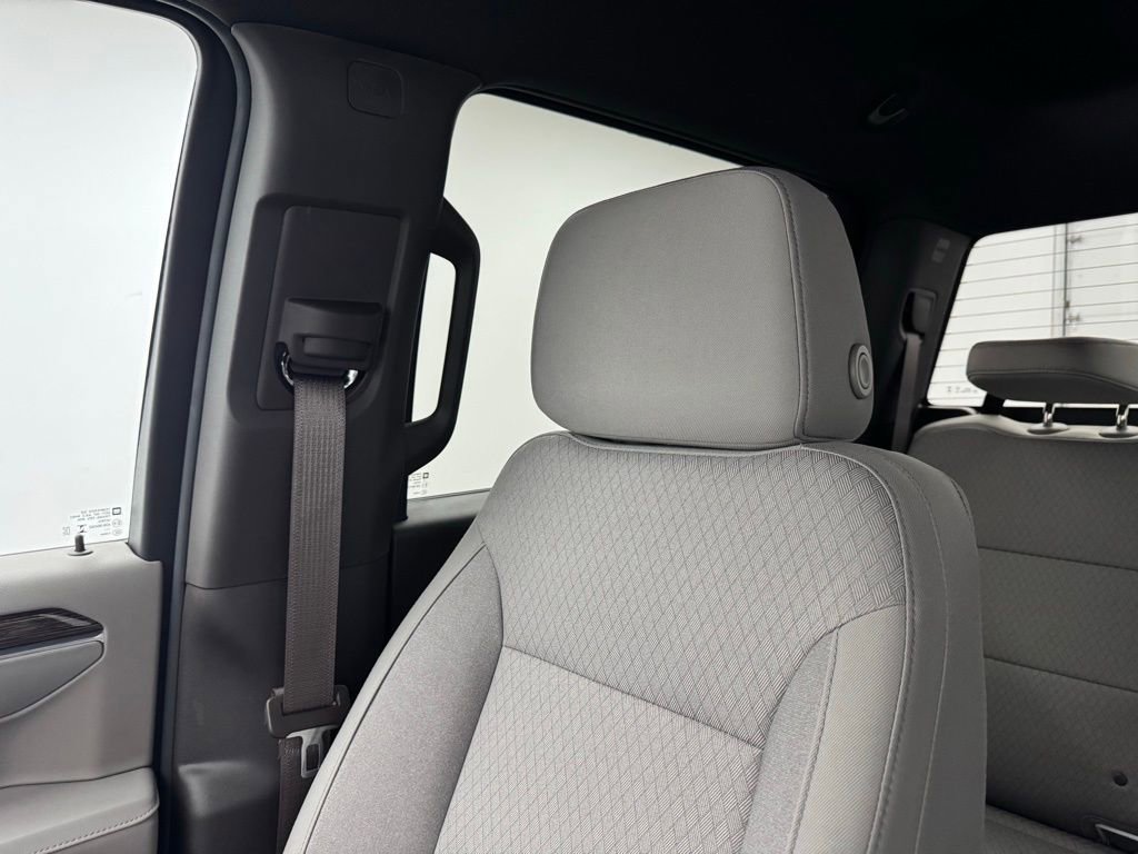 Used 2025 GMC Sierra 1500 SLE image 41