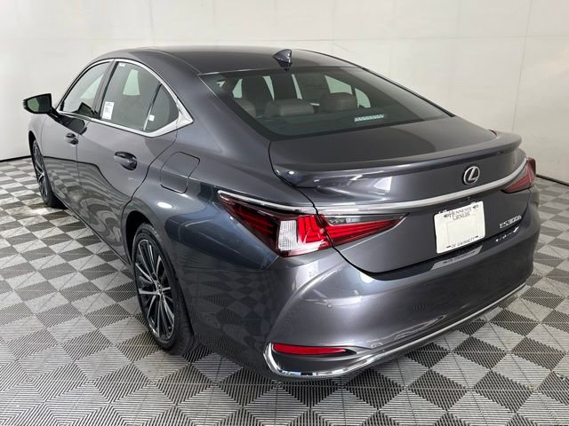 New 2025 Lexus ES 300h w/ Premium Package image 4