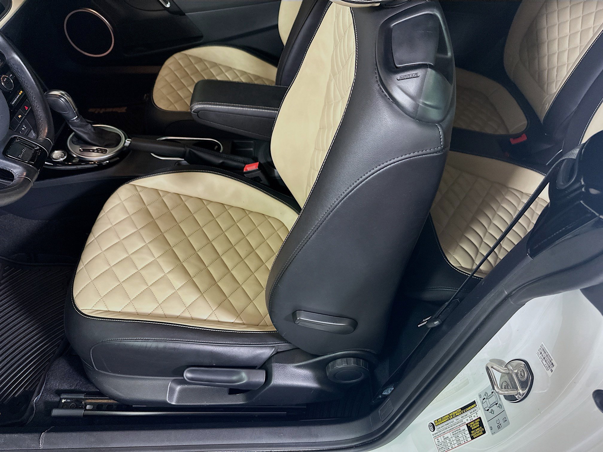 Used 2019 Volkswagen Beetle 2.0T Final Edition SEL FWD image 13