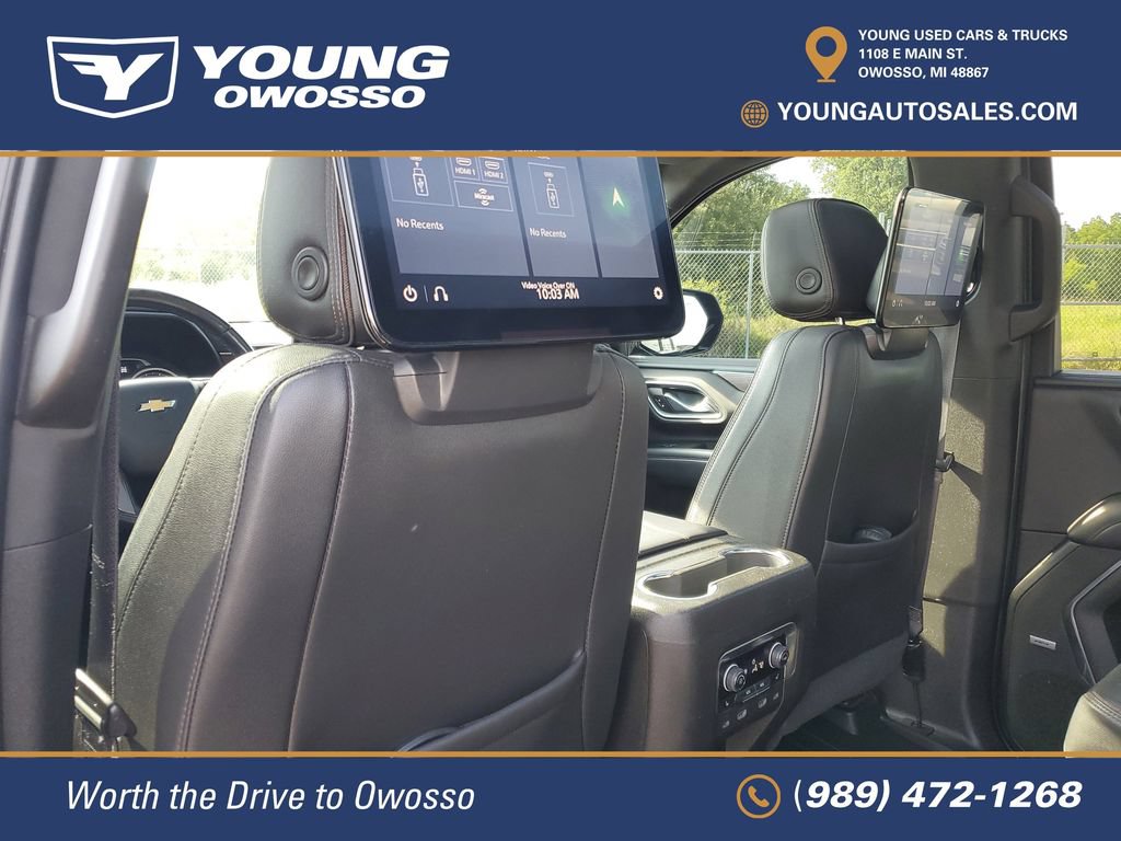 Used 2021 Chevrolet Suburban High Country w/ Premium Package 2 AWD/4WD image 31