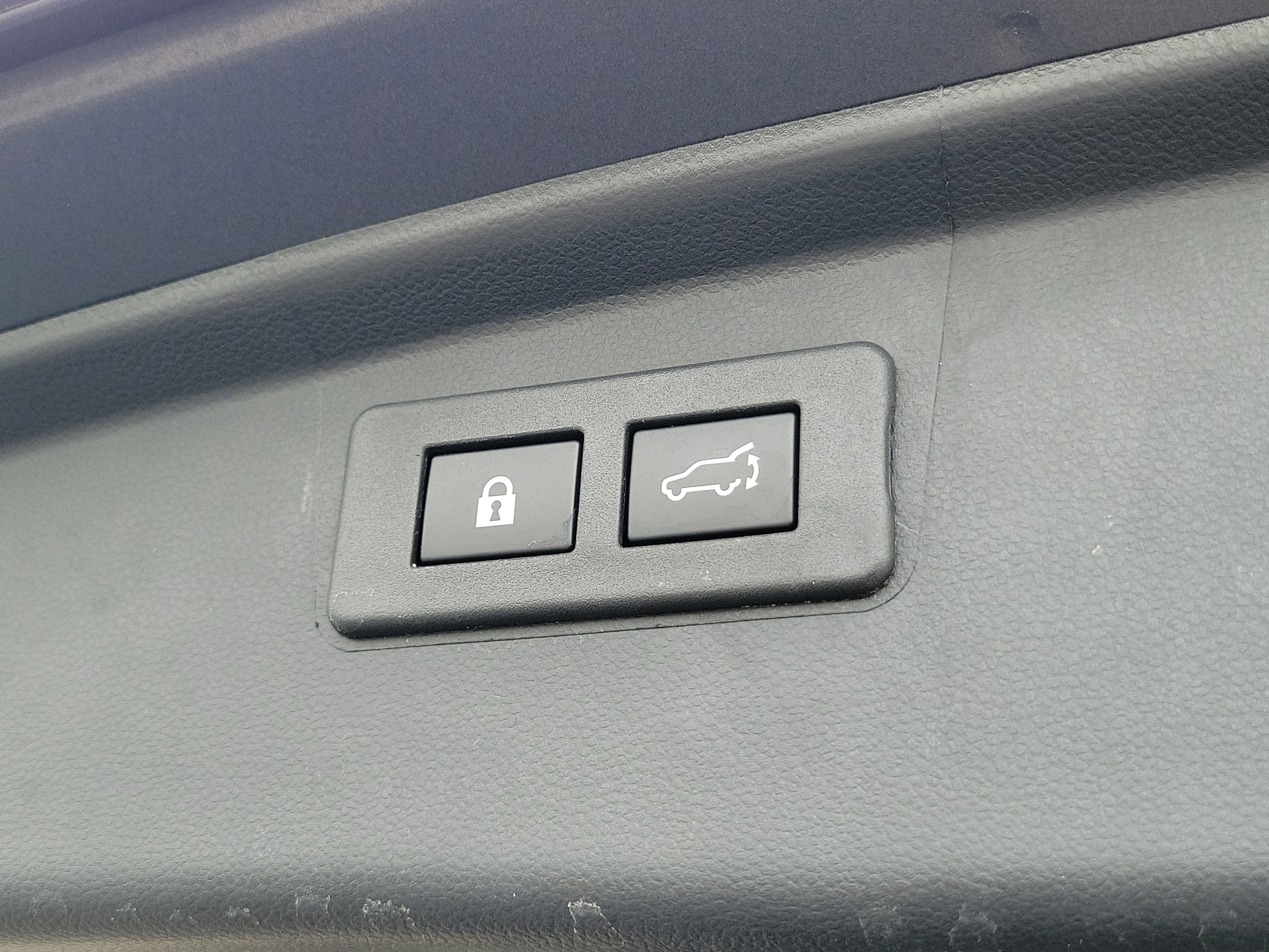 Used 2023 Subaru Outback Touring XT image 13