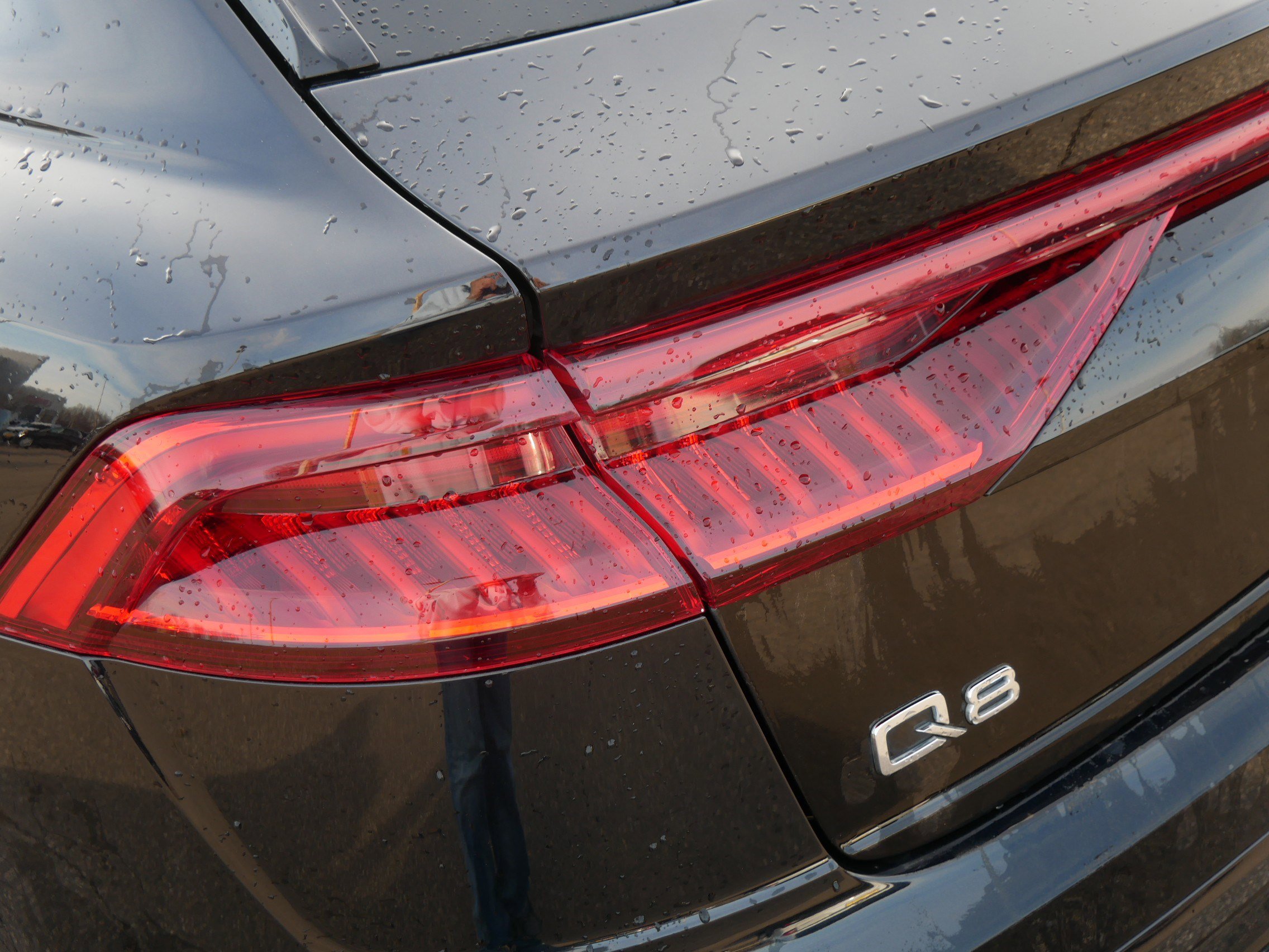 Used 2019 Audi Q8 Prestige image 17