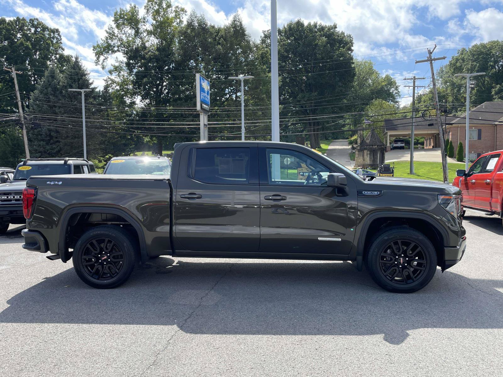 Certified 2023 GMC Sierra 1500 Elevation AWD/4WD image 2