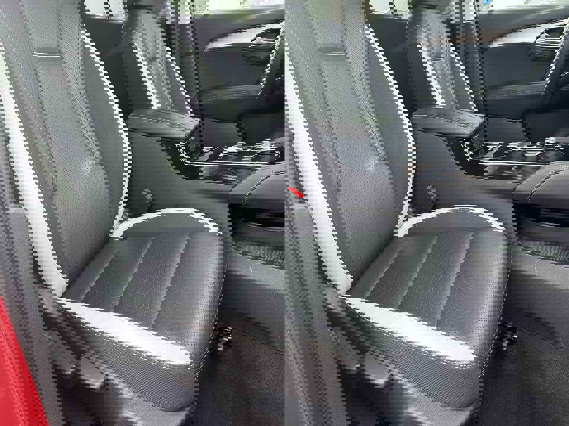 Certified 2025 Buick Envision Sport Touring image 28