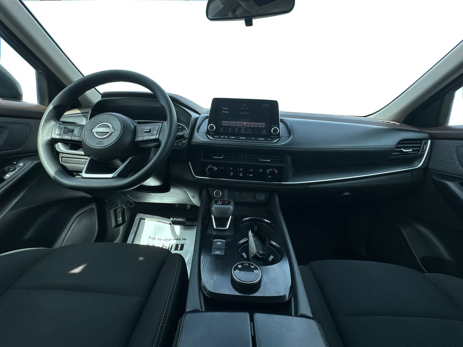 Used 2023 Nissan Rogue S AWD/4WD image 13