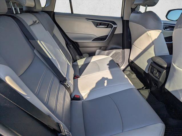Used 2021 Toyota RAV4 XLE Premium FWD image 29