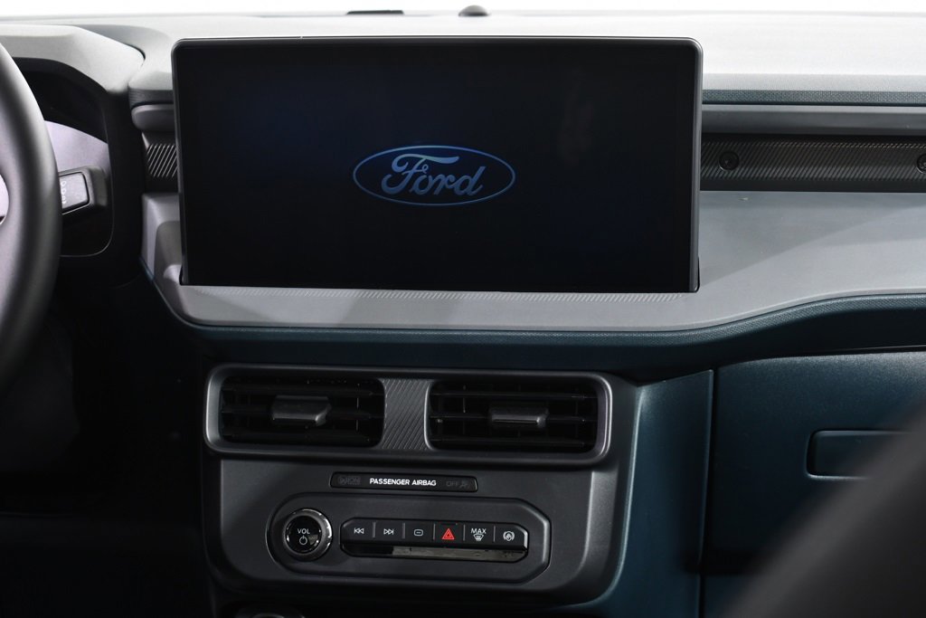 New 2025 Ford Maverick XLT w/ XLT Luxury Package image 9