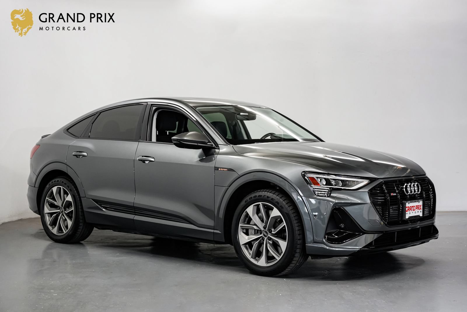 Used 2021 Audi e-tron Premium Plus w/ Premium Plus Package