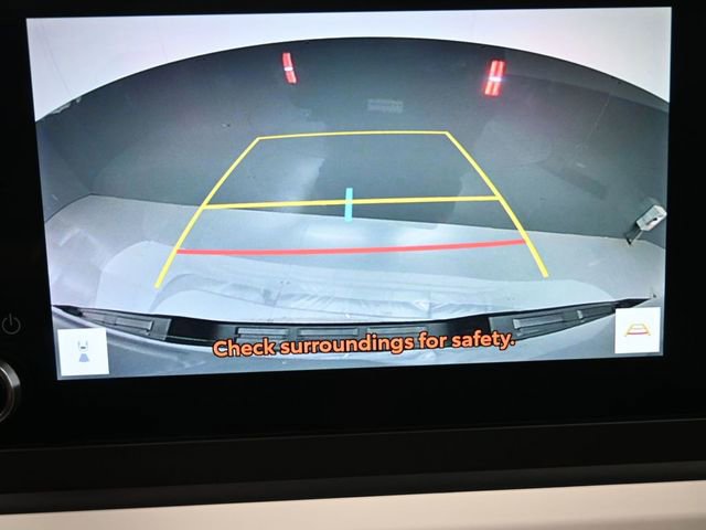 Used 2024 Toyota Tacoma TRD Off-Road image 32