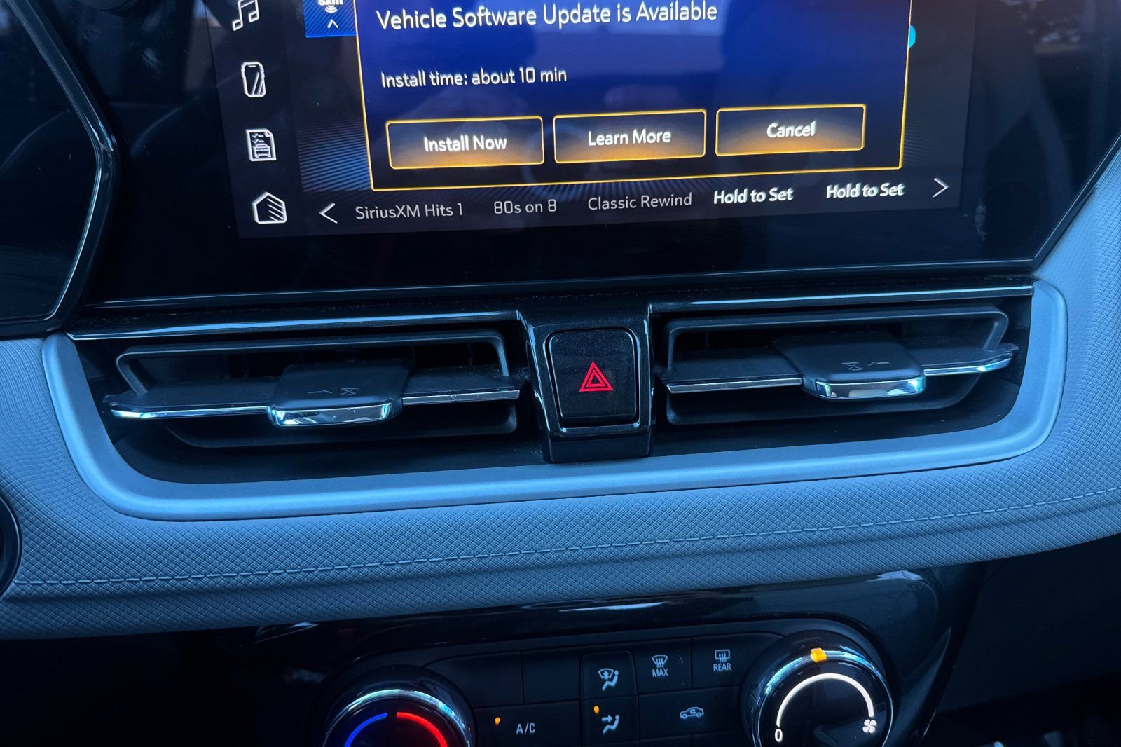 Used 2025 Chevrolet TrailBlazer LT image 29