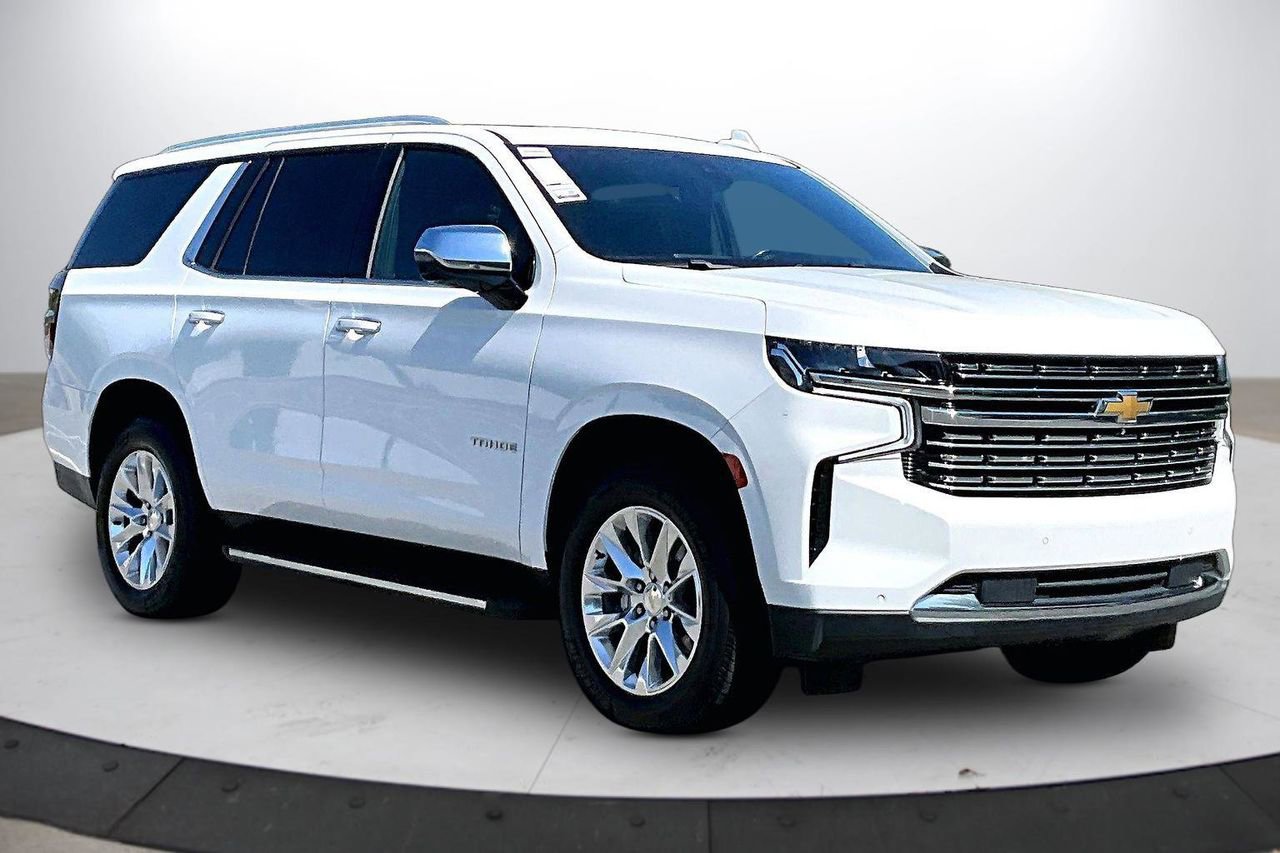 Used 2021 Chevrolet Tahoe Premier w/ Premium Package AWD/4WD image 2