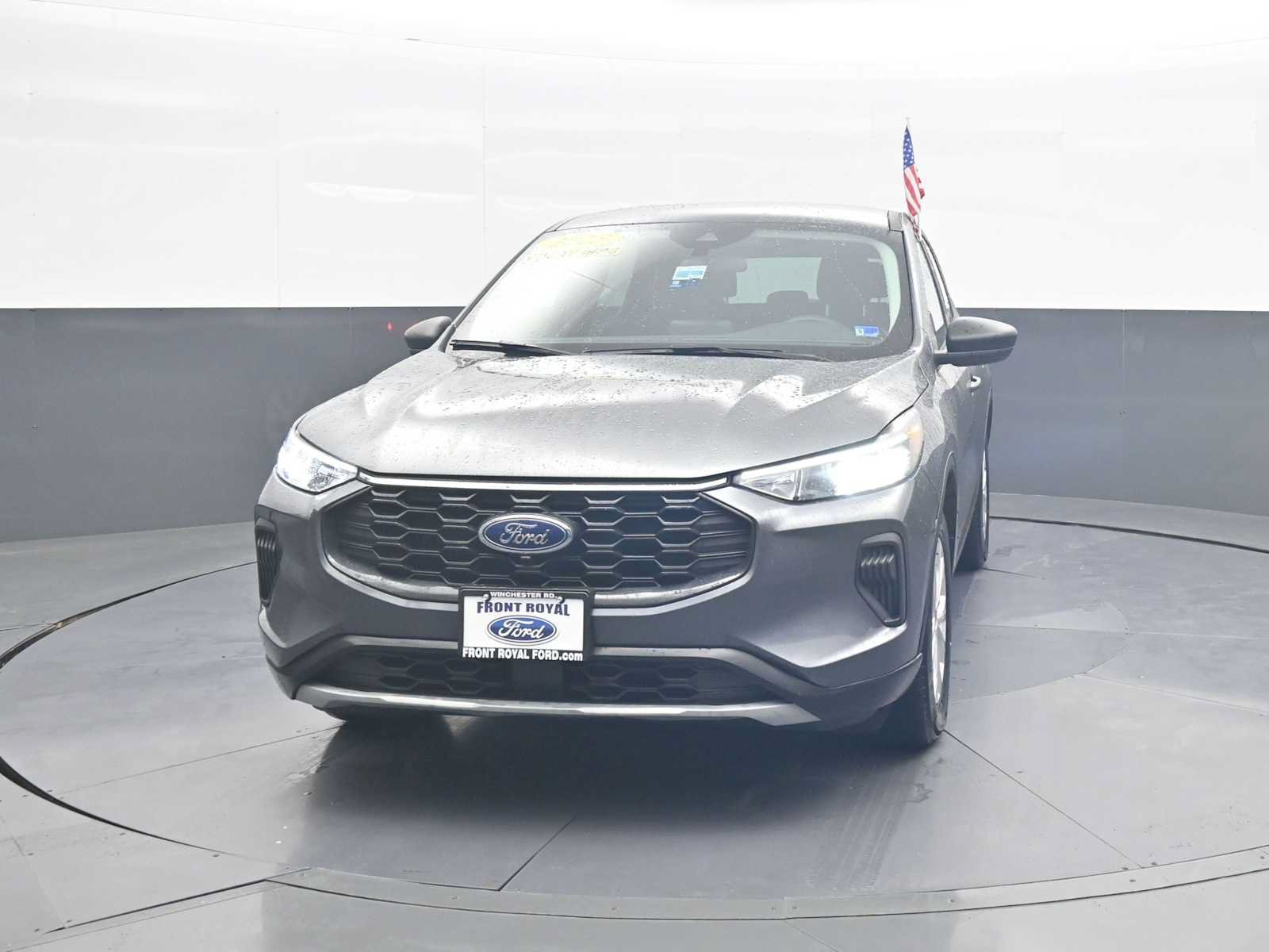 Certified 2025 Ford Escape Active FWD image 3