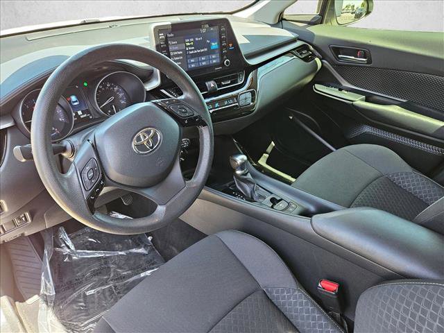 Used 2021 Toyota C-HR LE FWD image 12