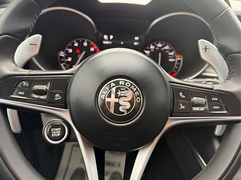 Used 2018 Alfa Romeo Stelvio Ti Sport image 41