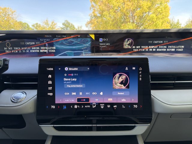 New 2026 Lincoln Nautilus Reserve AWD/4WD image 16