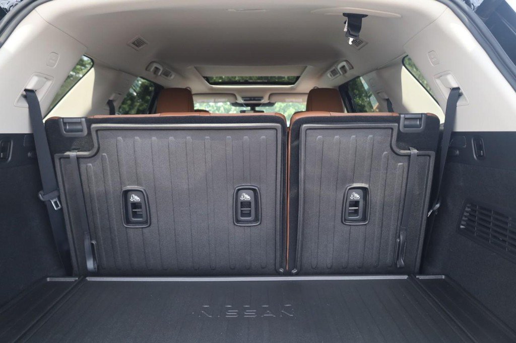New 2026 Nissan Pathfinder Platinum AWD/4WD image 24