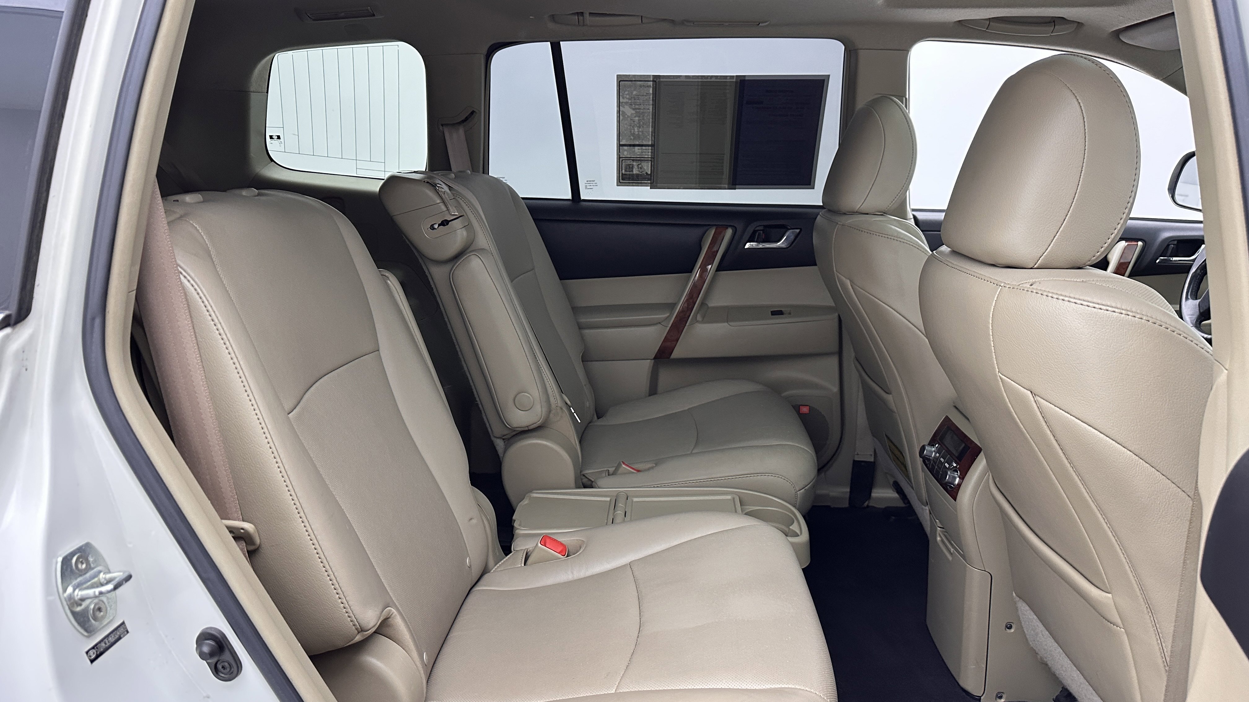 Used 2011 Toyota Highlander Limited image 31
