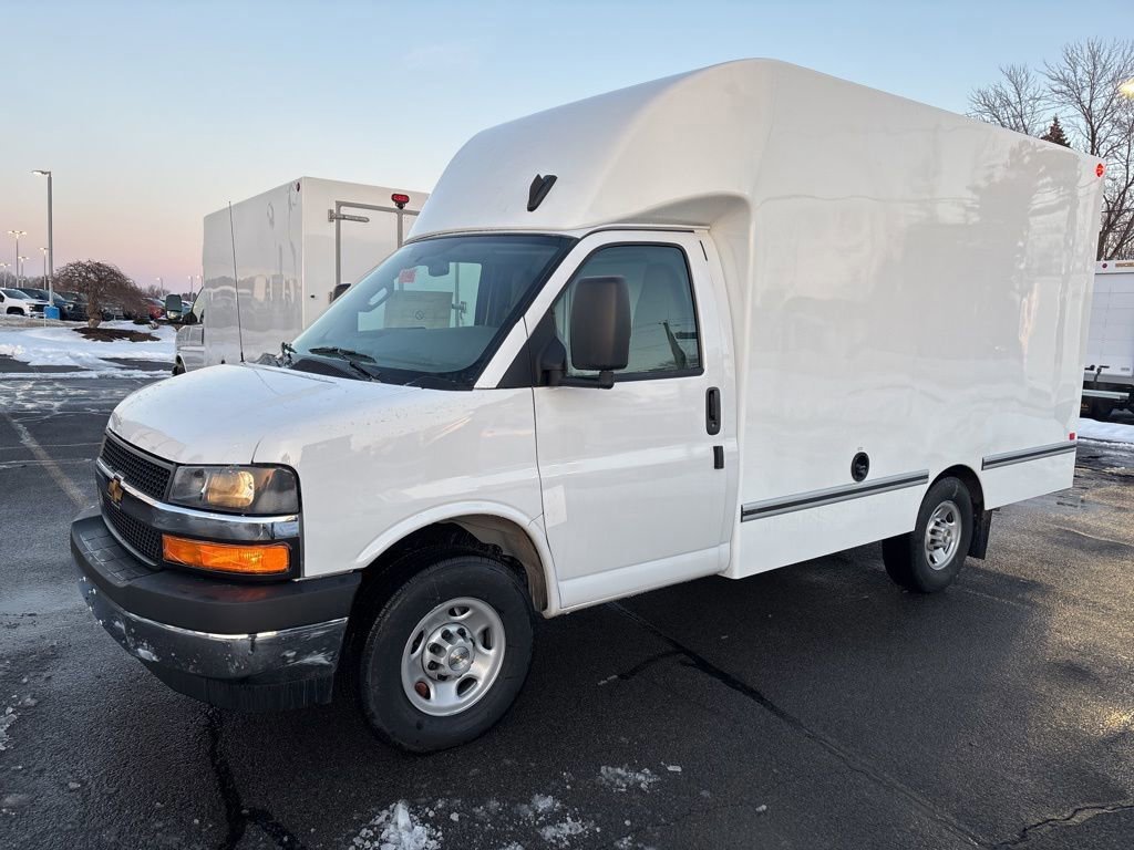 New 2025 Chevrolet Express 3500 w/ Power Convenience Package RWD image 2