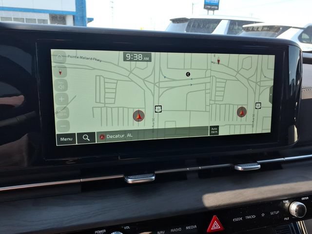 Used 2024 Kia Carnival EX FWD image 23