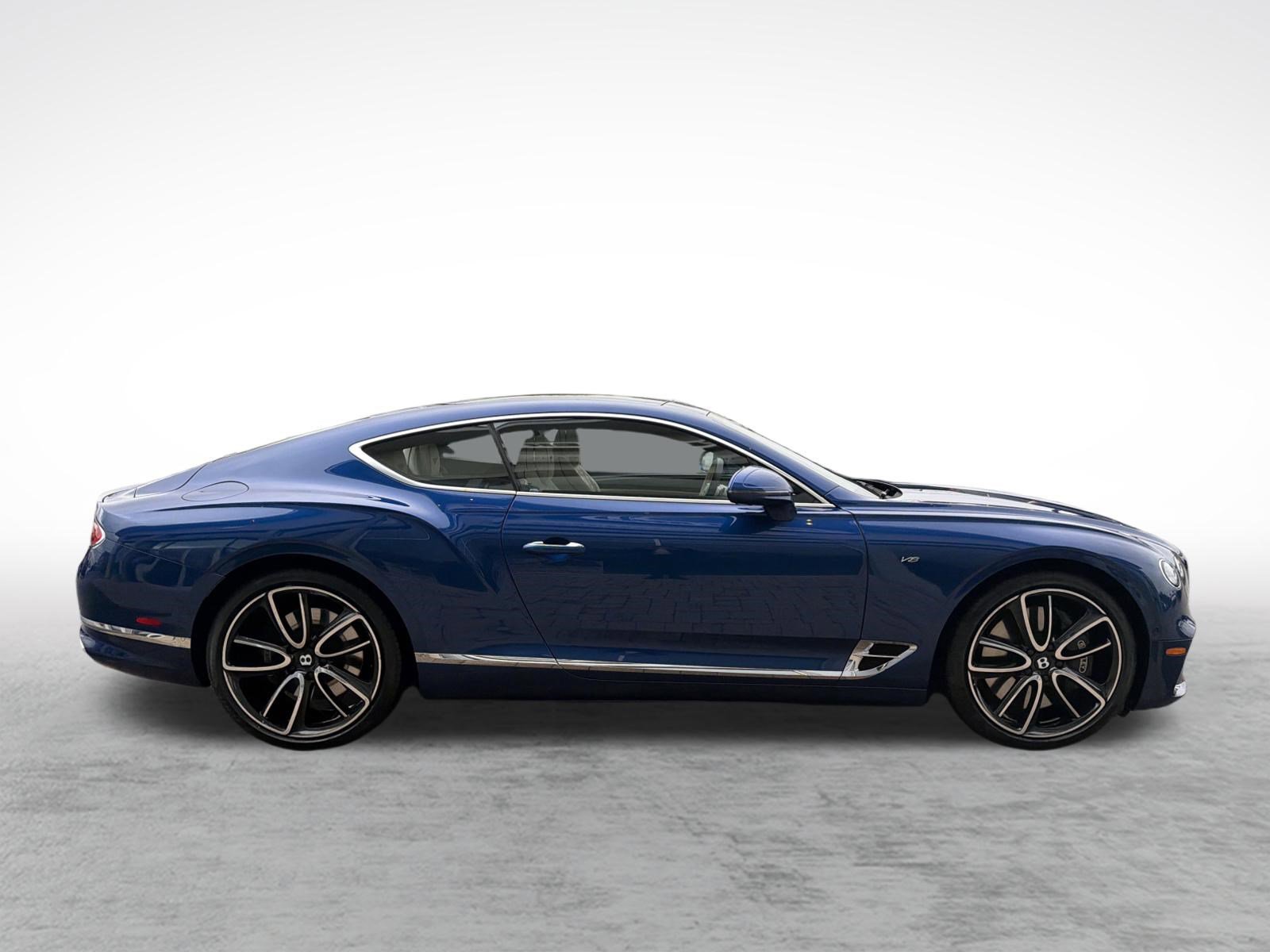 Used 2022 Bentley Continental GT image 10