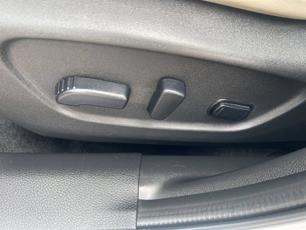 Used 2018 Nissan Rogue Sport SL w/ SL Premium Package AWD/4WD image 47