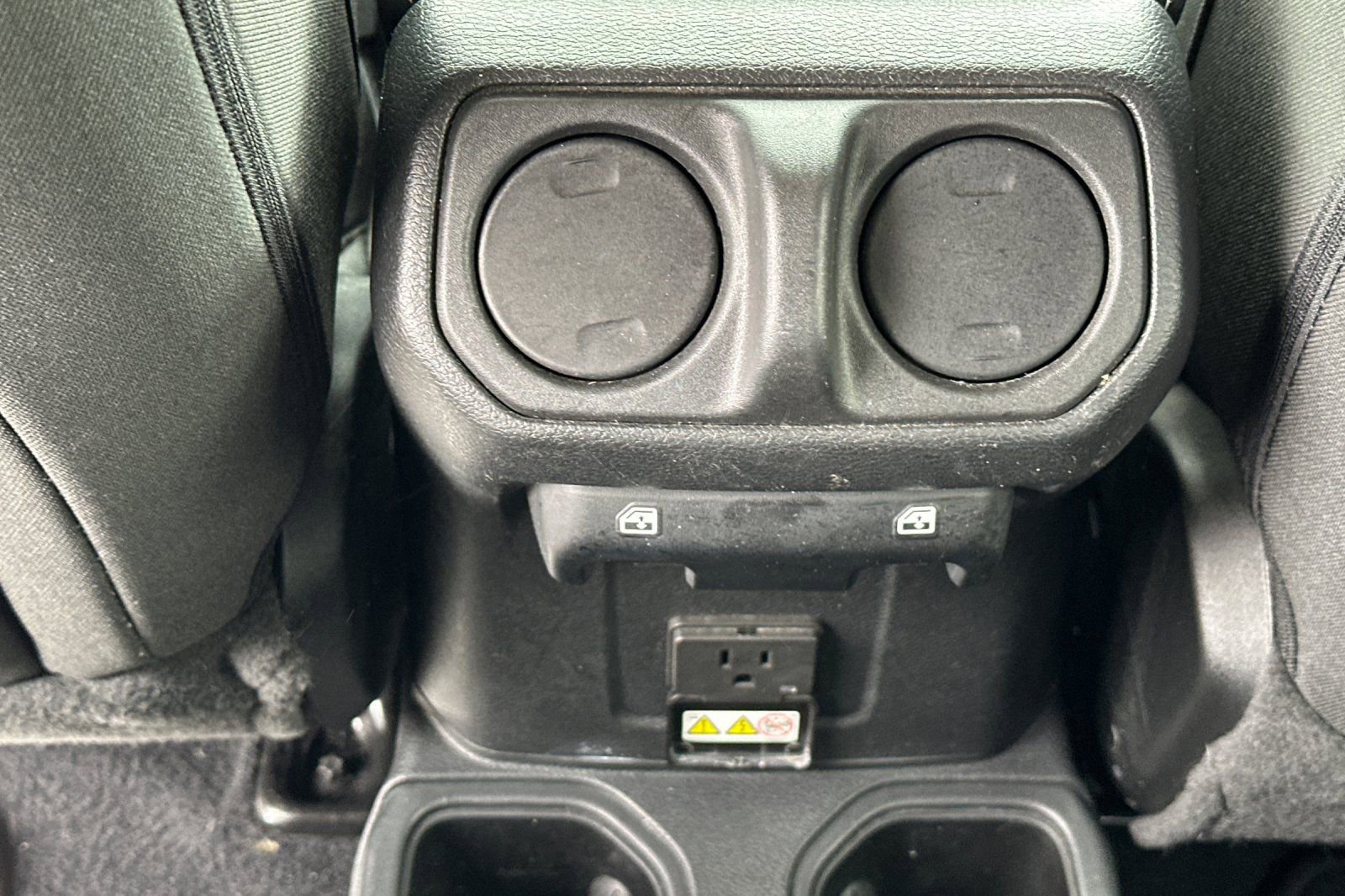 Certified 2022 Jeep Gladiator Overland w/ Safety Group image 13