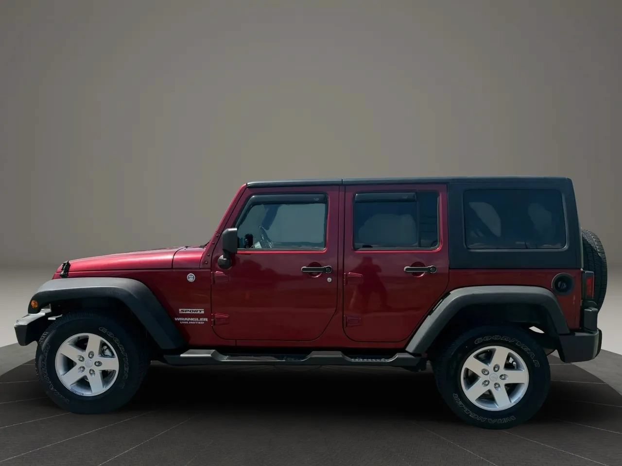 Used 2012 Jeep Wrangler Unlimited Sport AWD/4WD image 5