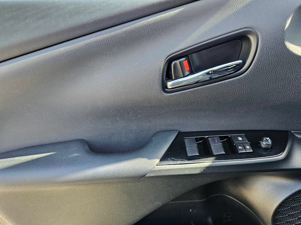 Used 2022 Toyota Prius Prime XLE FWD image 22