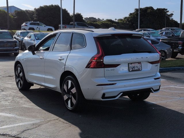 Used 2025 Volvo XC60 T8 Plus w/ Protection Package Premier AWD/4WD image 8