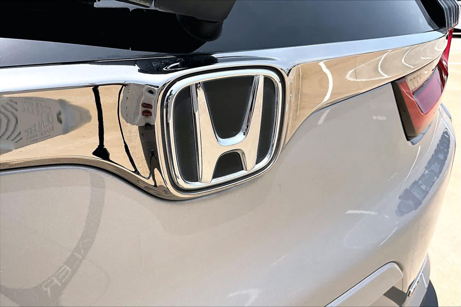 Used 2021 Honda CR-V Touring image 31