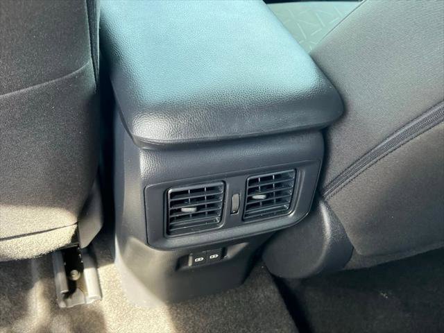 Certified 2025 Toyota RAV4 XLE AWD/4WD image 16