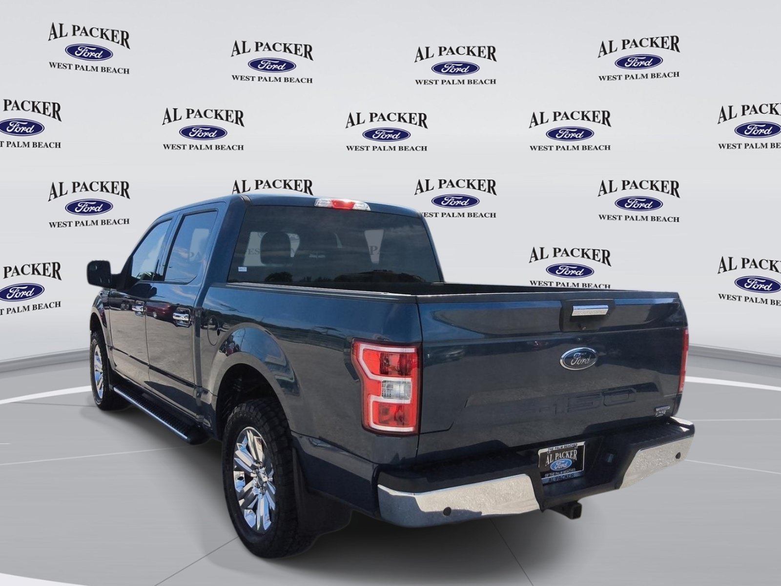Used 2018 Ford F150 XLT w/ Equipment Group 302A Luxury RWD image 3