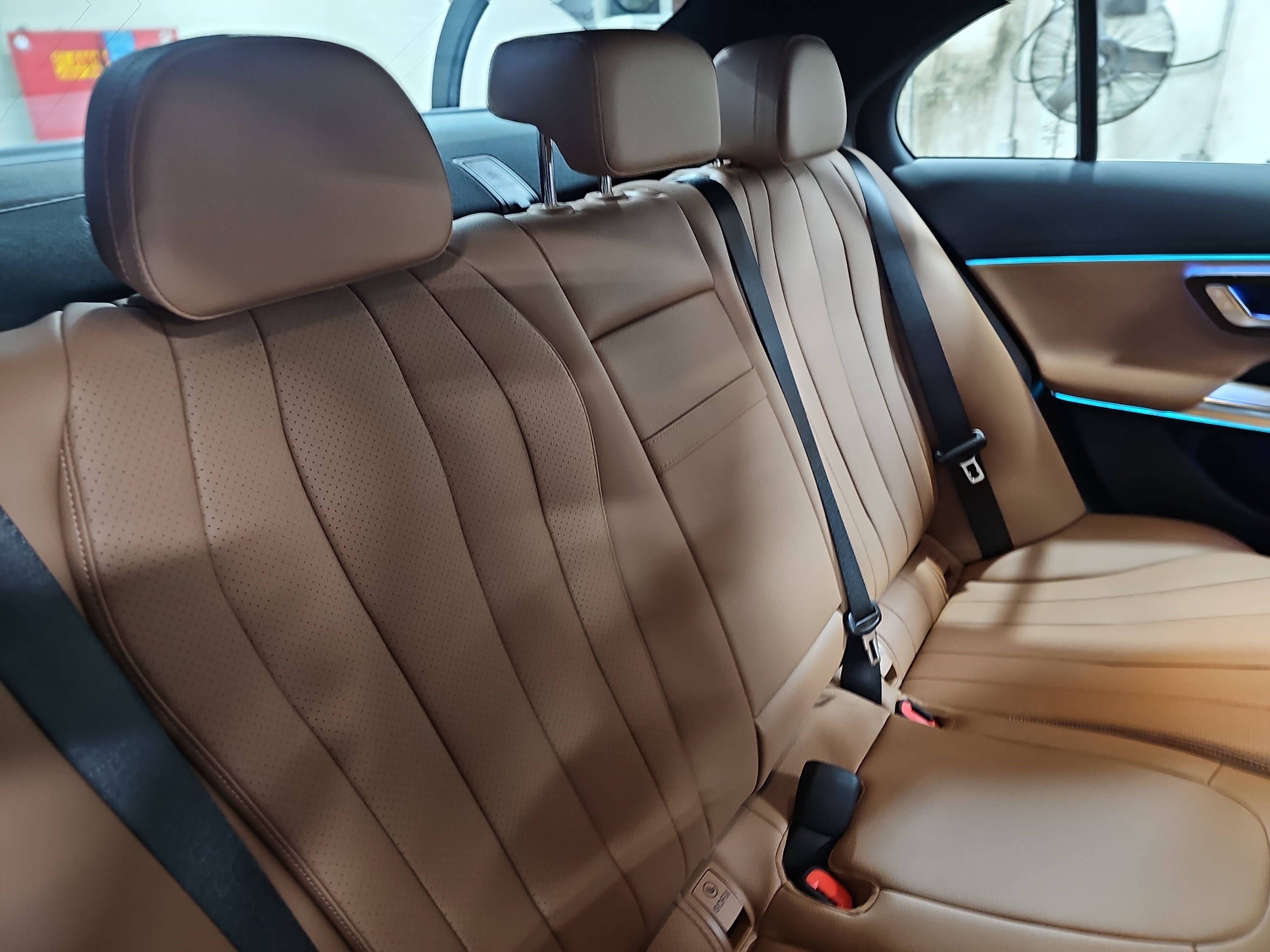 New 2026 Mercedes-Benz E 350 4MATIC Sedan image 12