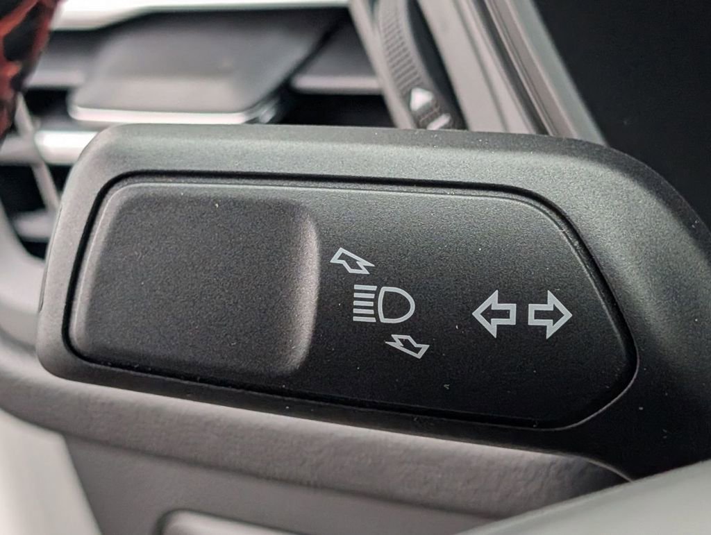 New 2026 Ford Escape ST-Line w/ Cold Weather Package image 29