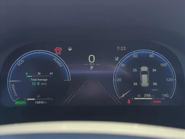 Used 2025 Toyota Highlander Platinum image 12